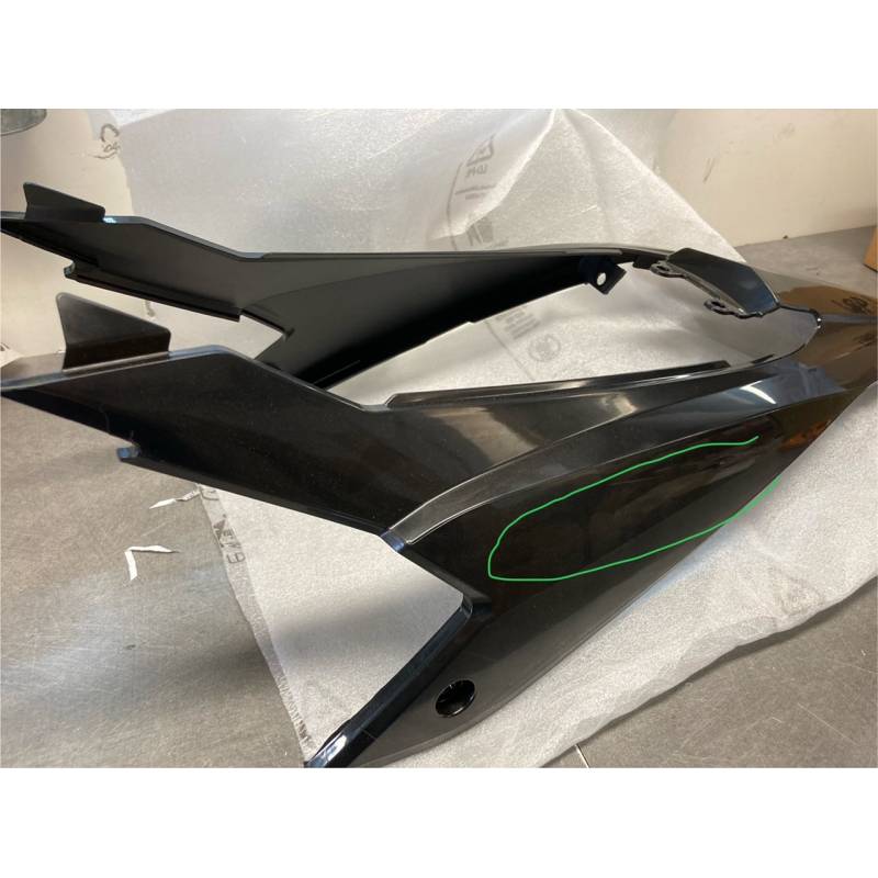 - OCCASION- GARDE-BOUE ARRIERE BLACK BETA MOTARD 50/125 - OCCASION- GARDE-BOUE ARRIERE BLACK BETA MOTARD 50/125
(micros rayures) origine BETA -DISPO