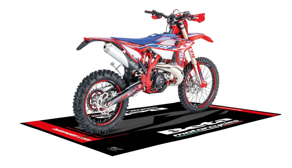 TAPIS ENVIRONNEMENTAL BETA RACING 5010044000 - TAPIS ENVIRONNEMENTAL BETA RACING origine BETA -DISPO